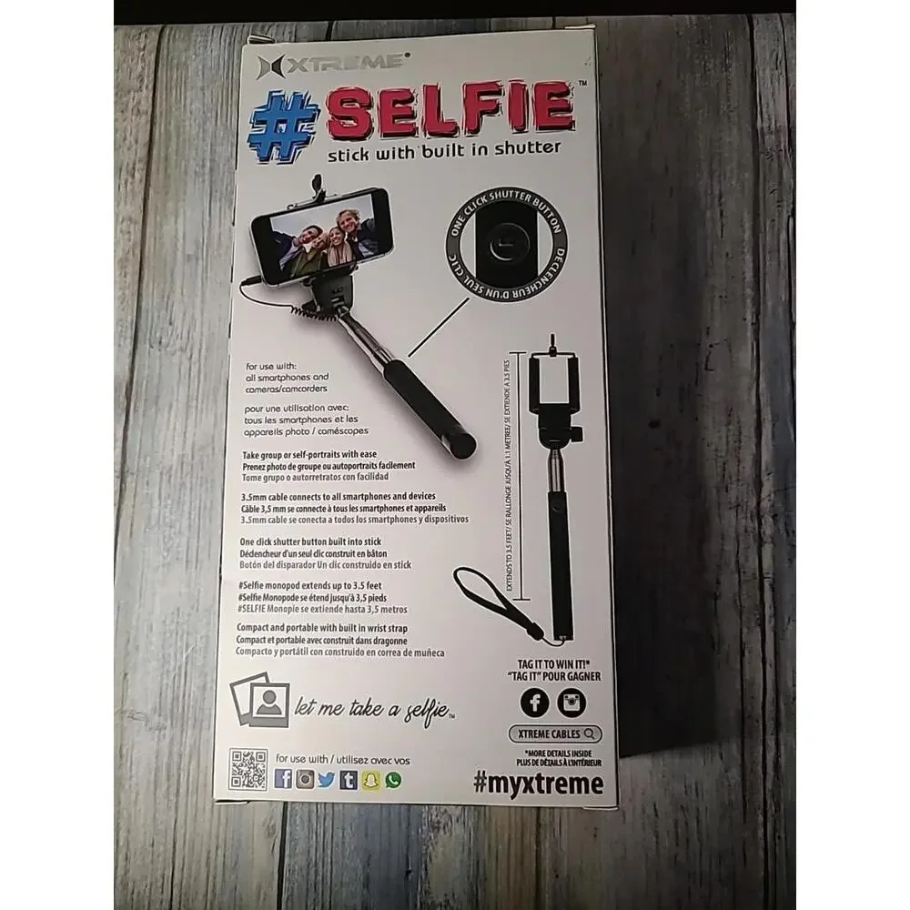 Xtreme Selfie Stick with built in shutter Button (Black) NEW
